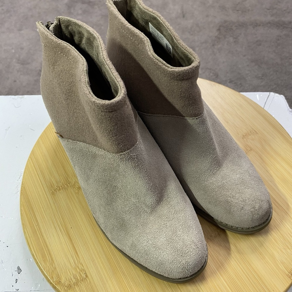 Women's Toms Faux Suede Mixed Media Ankle Boots Size 7‎ Desert Taupe